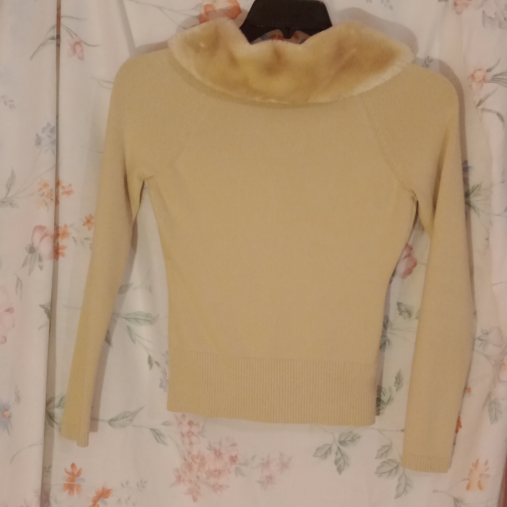 Ann Taylor cardigan sweater faux fur collar women size small petite❤️ - Picture 5 of 6